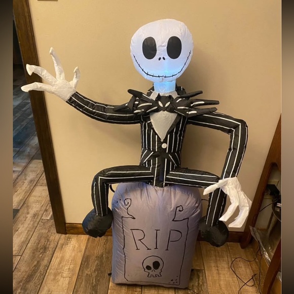 Nightmare before Christmas Halloween Inflatables - Picture 1 of 5